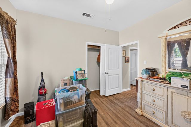 2504 Orangegrove Circle, Arlington, TX 76006