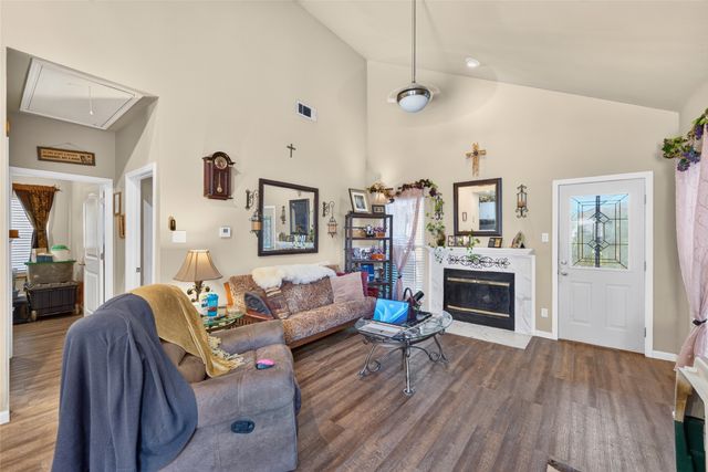 2504 Orangegrove Circle, Arlington, TX 76006