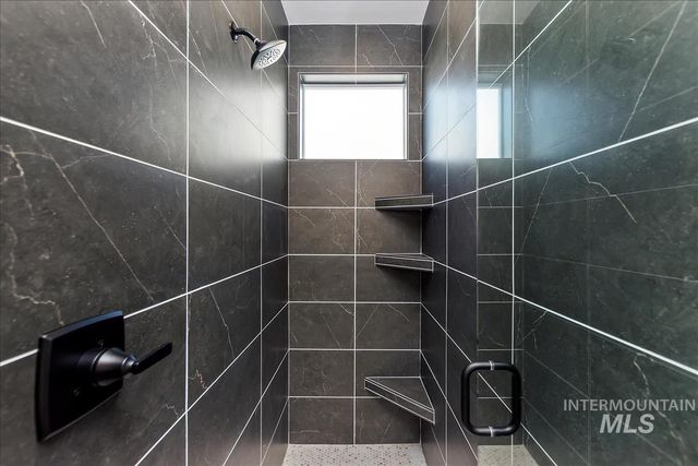 6571 W Mattawa Dr, Meridian, ID 83646