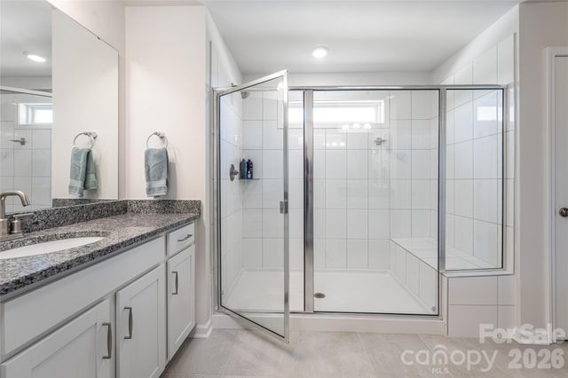 615 Fox Cove Road, Hendersonville, NC 28792