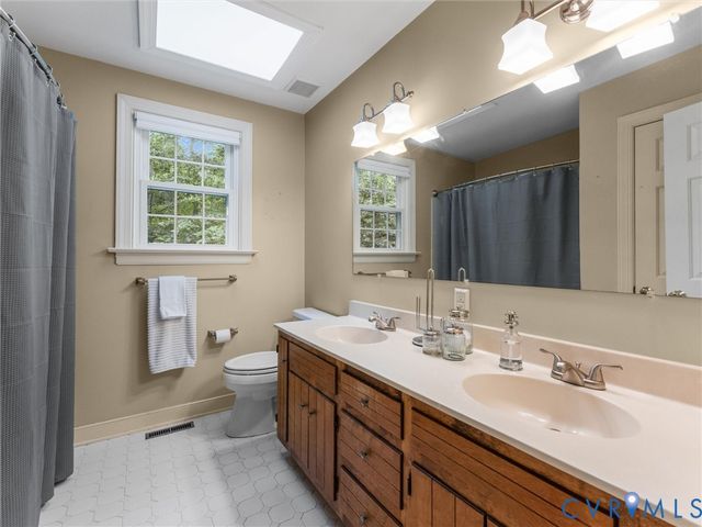 6002 Harbourwood Ct, Chesterfield, VA 23112