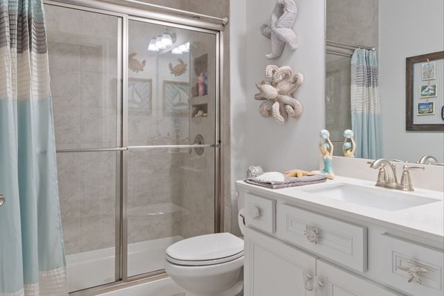 1055 Sumner Grv, Spring Hill, TN 37174