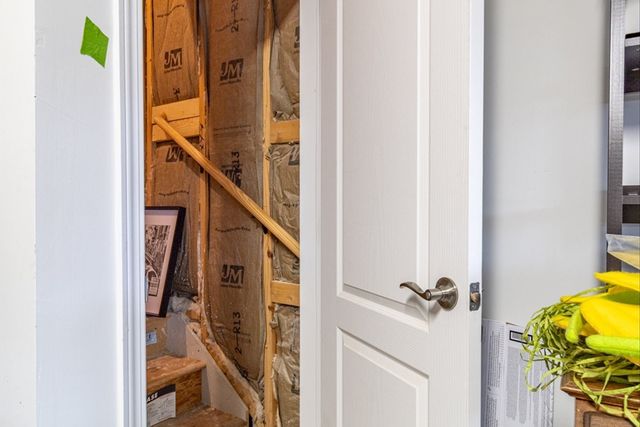 1055 Sumner Grv, Spring Hill, TN 37174