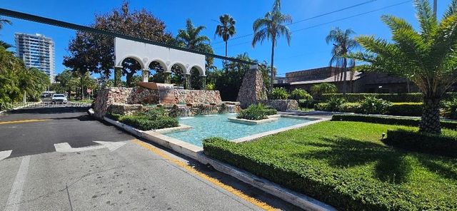 18011 Biscayne Blvd 503, Aventura, FL 33160