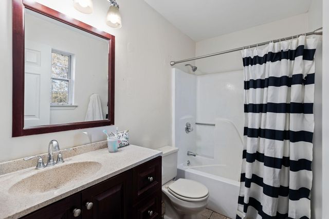 5323 Hunter Village Drive, Ooltewah, TN 37363