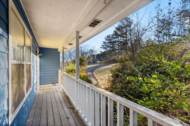 5323 Hunter Village Drive, Ooltewah, TN 37363