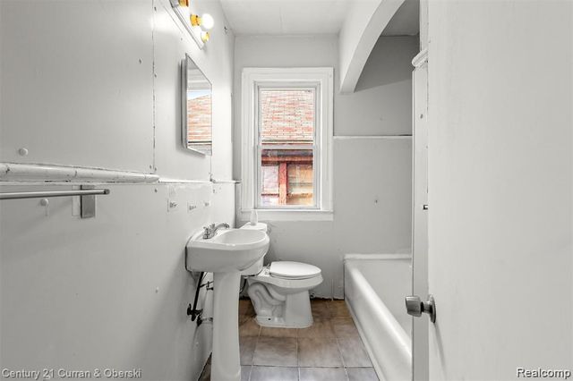 3014 Sturtevant Street, Detroit, MI 48206