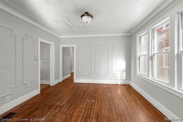 3014 Sturtevant Street, Detroit, MI 48206