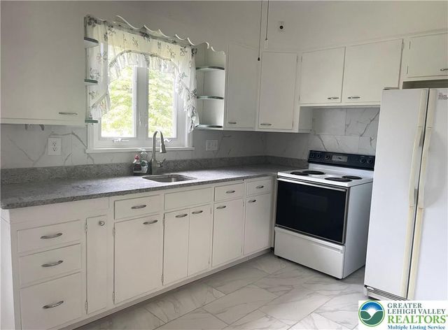 5148 PA Route 873, North Whitehall Twp, PA 18078