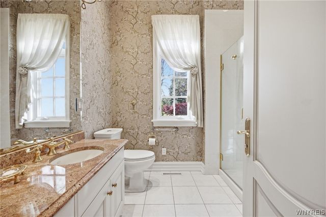 224 Village Pointe Lane, Amherst, NY 14221