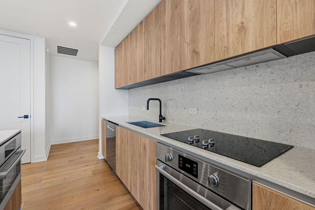 84 N East Ave 3810, Austin, TX 78701