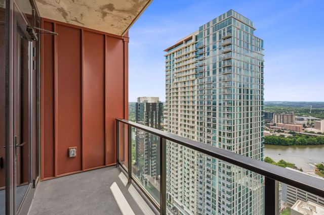 84 N East Ave 3810, Austin, TX 78701