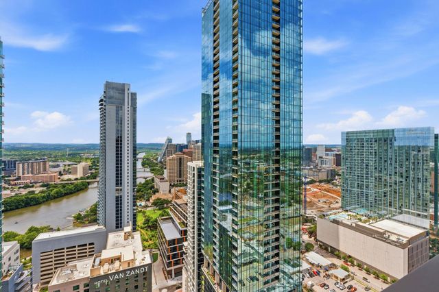 84 N East Ave 3810, Austin, TX 78701