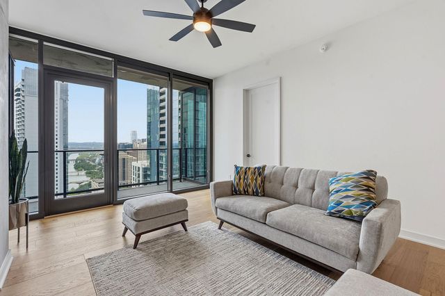 84 N East Ave 3810, Austin, TX 78701
