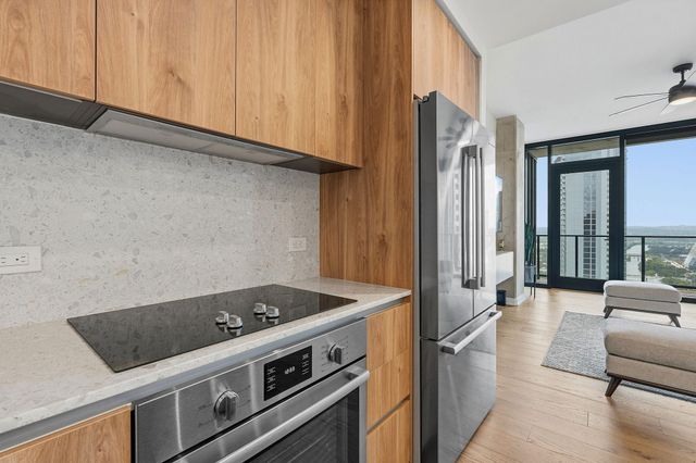 84 N East Ave 3810, Austin, TX 78701