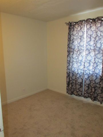 304 Walker St, Clarksville, TN 37042