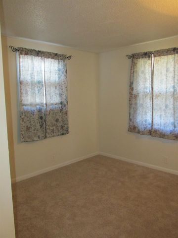 304 Walker St, Clarksville, TN 37042