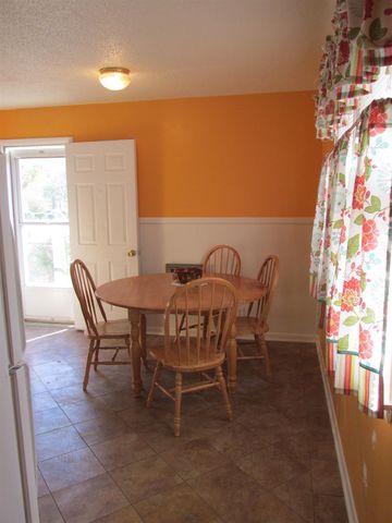 304 Walker St, Clarksville, TN 37042