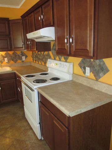 304 Walker St, Clarksville, TN 37042