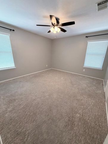 7739 Hunters Peak Lane, Baytown, TX 77523