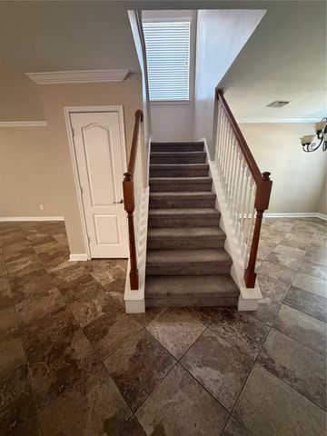7739 Hunters Peak Lane, Baytown, TX 77523
