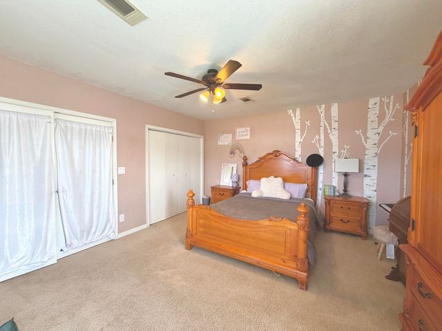 6 Zachary Lane, Edgewood, NM 87015