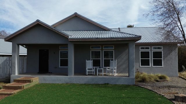 6 Zachary Lane, Edgewood, NM 87015