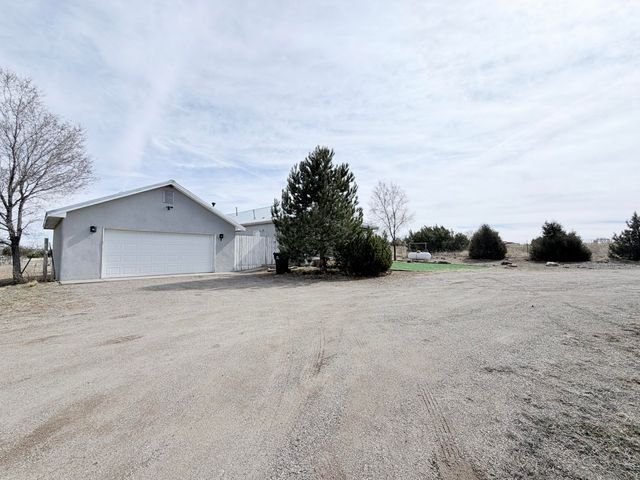 6 Zachary Lane, Edgewood, NM 87015