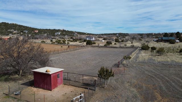 6 Zachary Lane, Edgewood, NM 87015