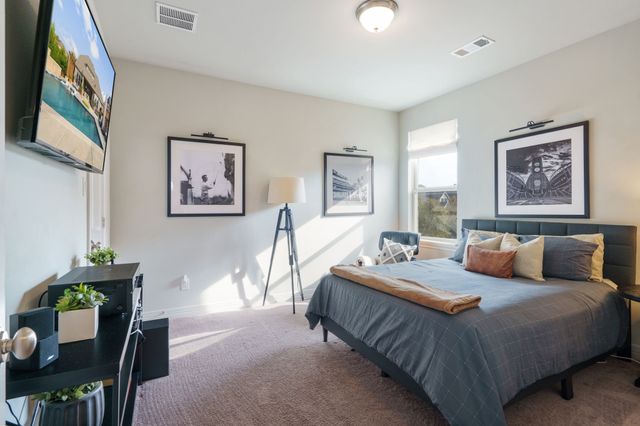 8731 Canyon Crossing, Lantana, TX 76226