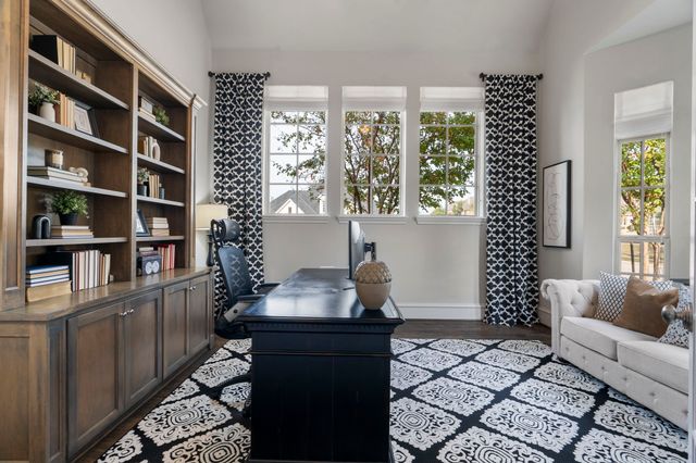 8731 Canyon Crossing, Lantana, TX 76226