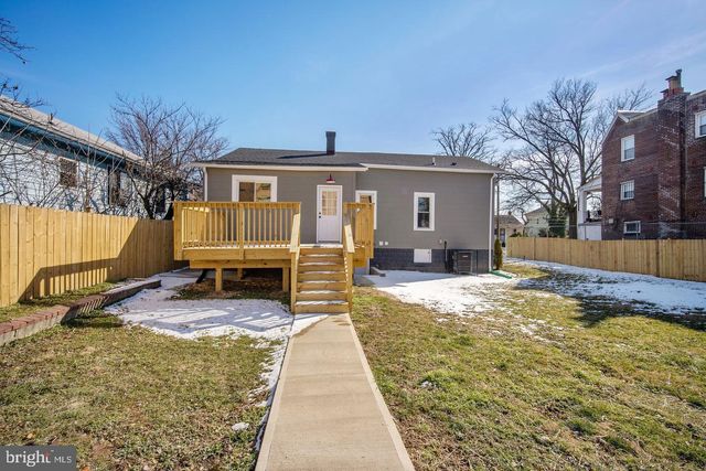 4376 SOUTHERN AVE SE, Washington, DC 20019