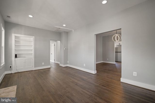 4376 SOUTHERN AVE SE, Washington, DC 20019