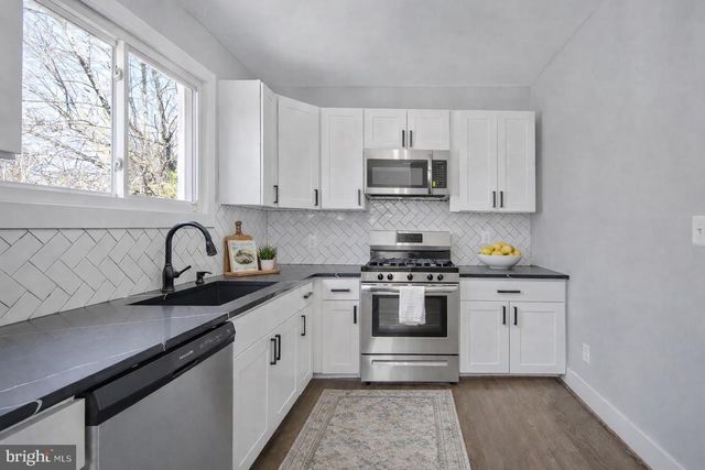 4376 SOUTHERN AVE SE, Washington, DC 20019