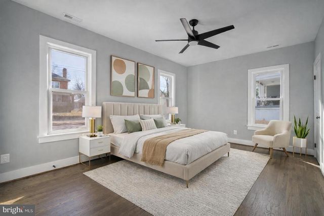 4376 SOUTHERN AVE SE, Washington, DC 20019