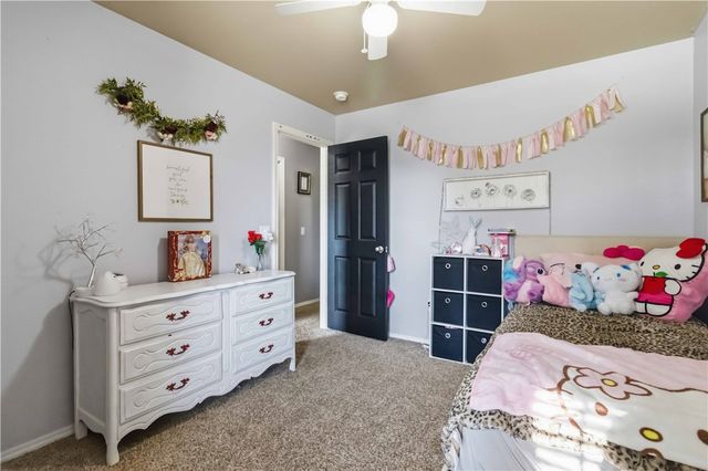 108 Oakley Street, Pea Ridge, AR 72751