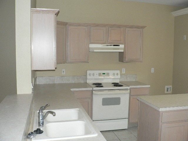 6541 Fenwick Dr, Corpus Christi, TX 78414