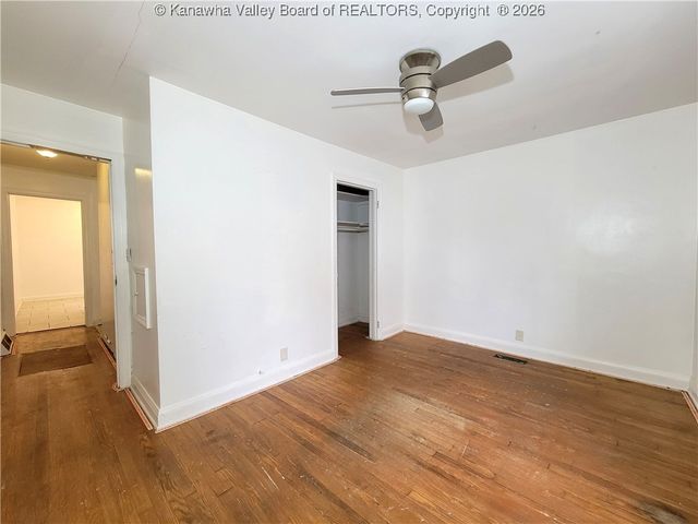 333 Knollwood Drive, Charleston, WV 25302