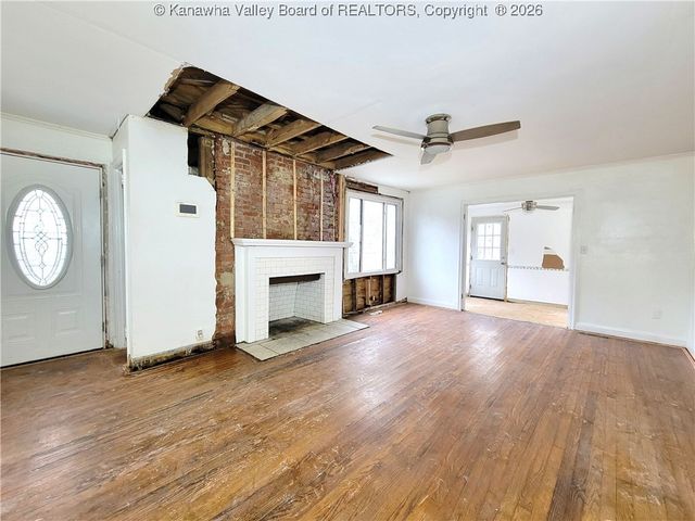 333 Knollwood Drive, Charleston, WV 25302