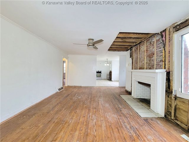 333 Knollwood Drive, Charleston, WV 25302