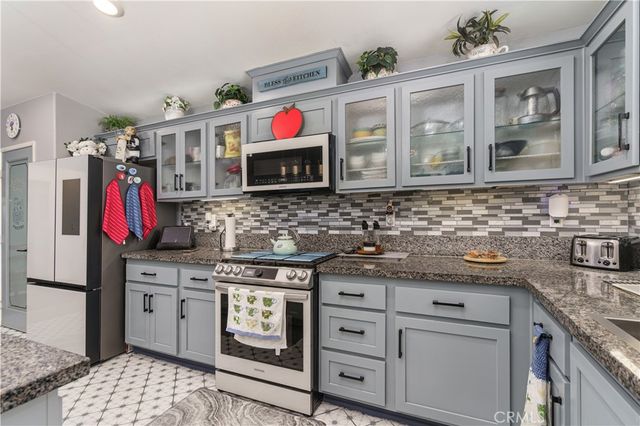 11461 Charlotte, Adelanto, CA 92301