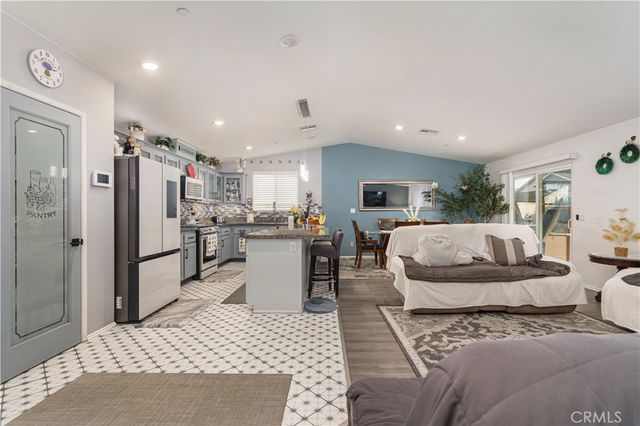 11461 Charlotte, Adelanto, CA 92301