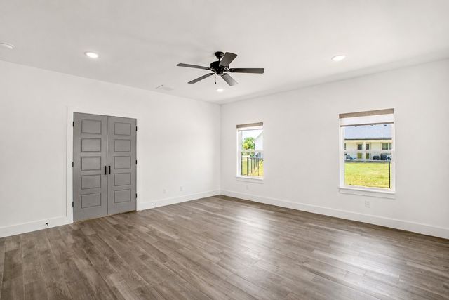 311 Dobbs Trail, Springtown, TX 76082