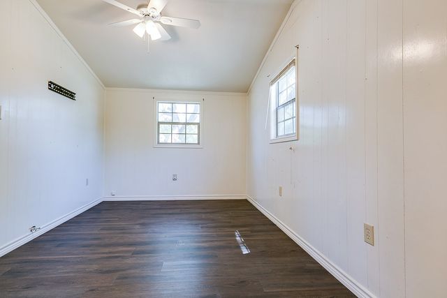 2113 S Hill St, San Angelo, TX 76903