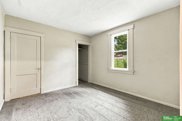 4537 Charles Street, Omaha, NE 68132