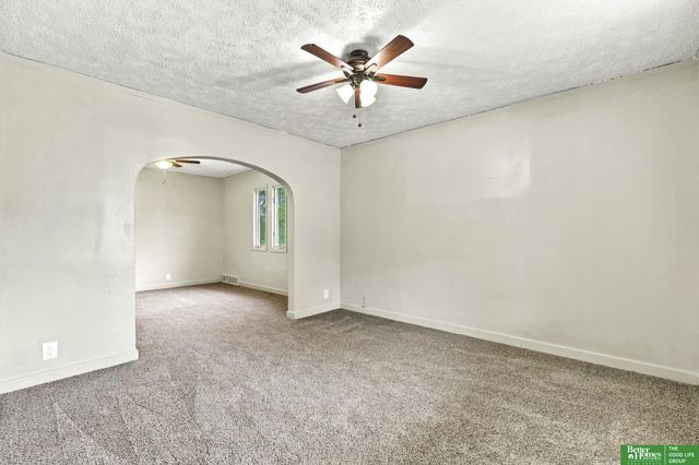 4537 Charles Street, Omaha, NE 68132