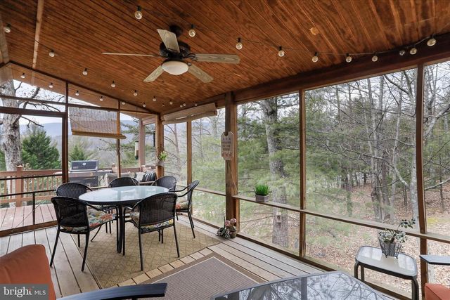 80 PURPLE FINCH LN, Berkeley Springs, WV 25411