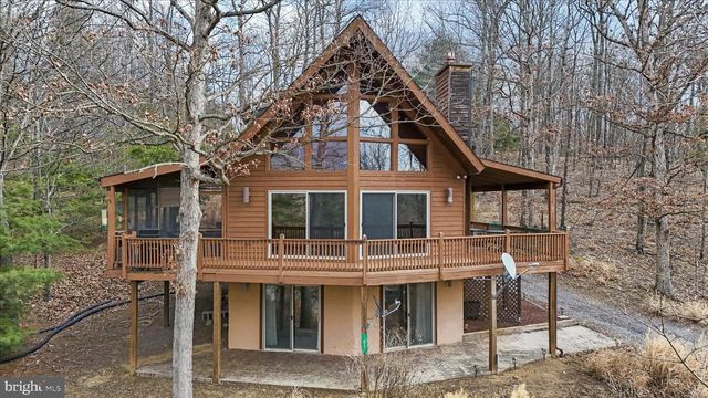 80 PURPLE FINCH LN, Berkeley Springs, WV 25411