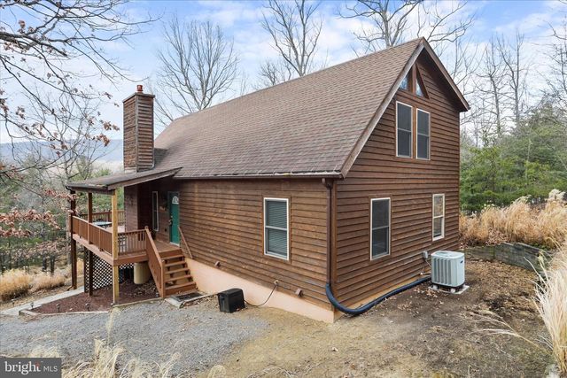 80 PURPLE FINCH LN, Berkeley Springs, WV 25411