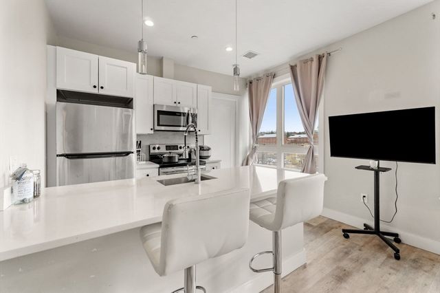 1457 Tremont St 502, Boston, MA 02210